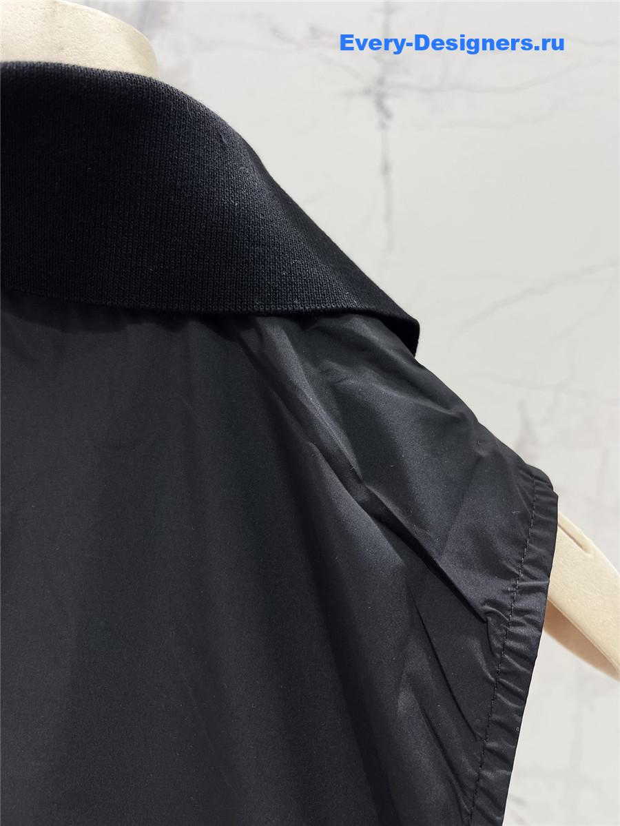 Miu Miu Logo-Print Crop Top Black