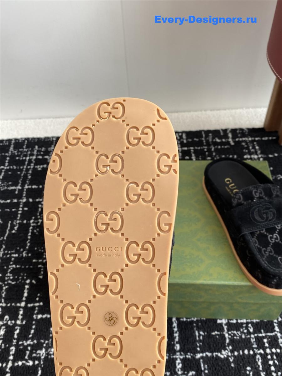 Gvc*1 celia gg suede mules black