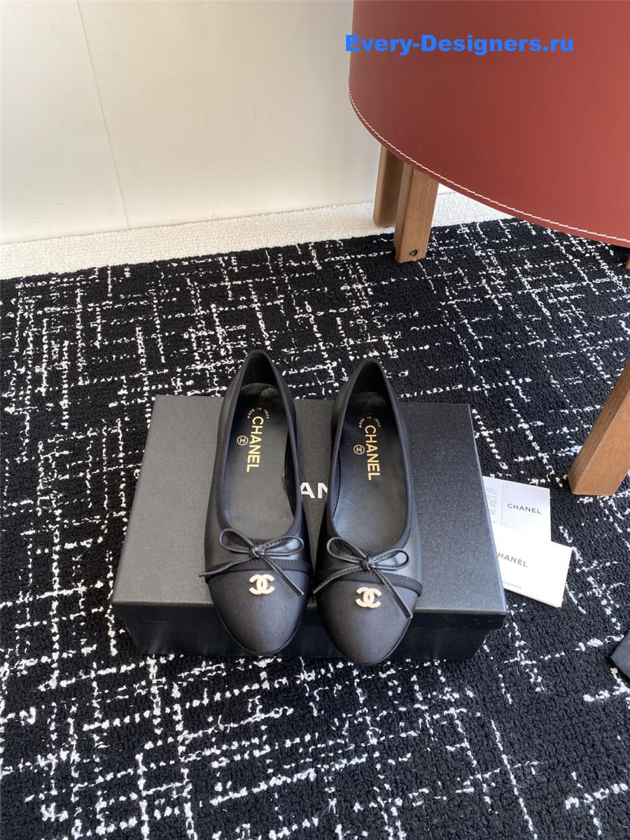 Ch**el black cc embroidered ballet flats