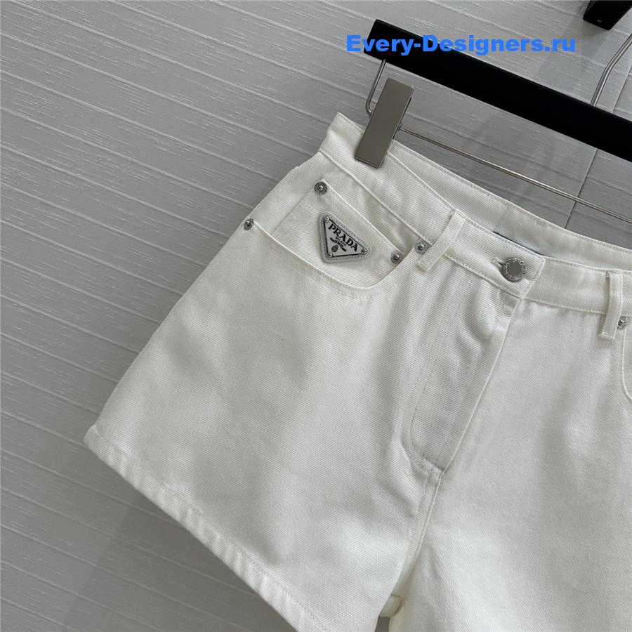 Pra*a bull denim shorts white