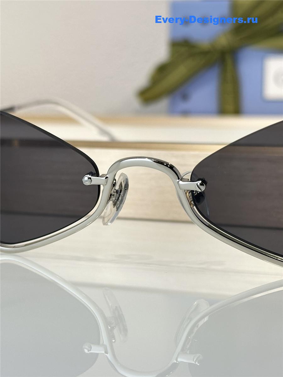 Gvc*1 gg upside down narrow sunglasses