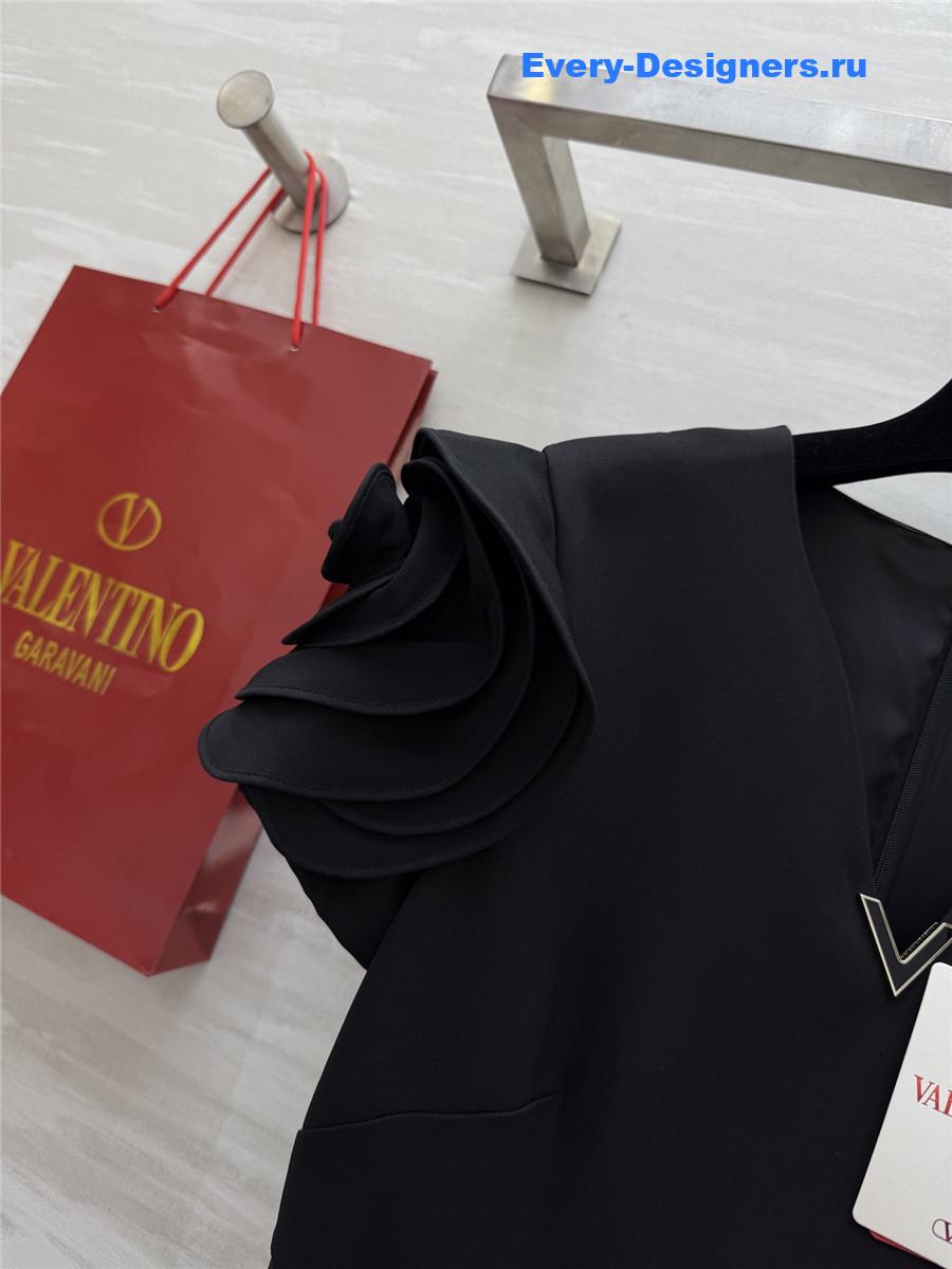 Va1e*ntin0 black floral sleeve dress
