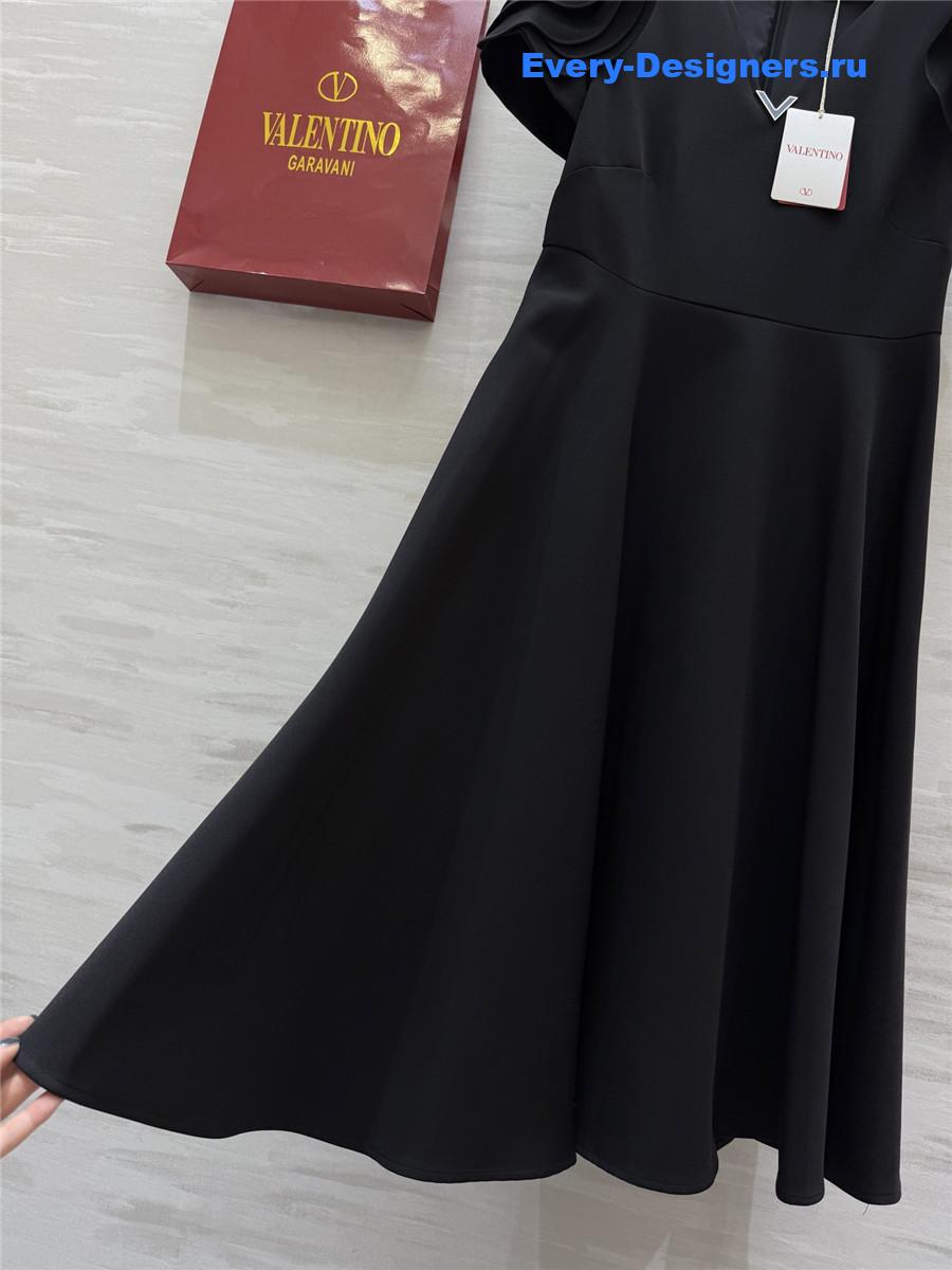 Va1e*ntin0 black floral sleeve dress