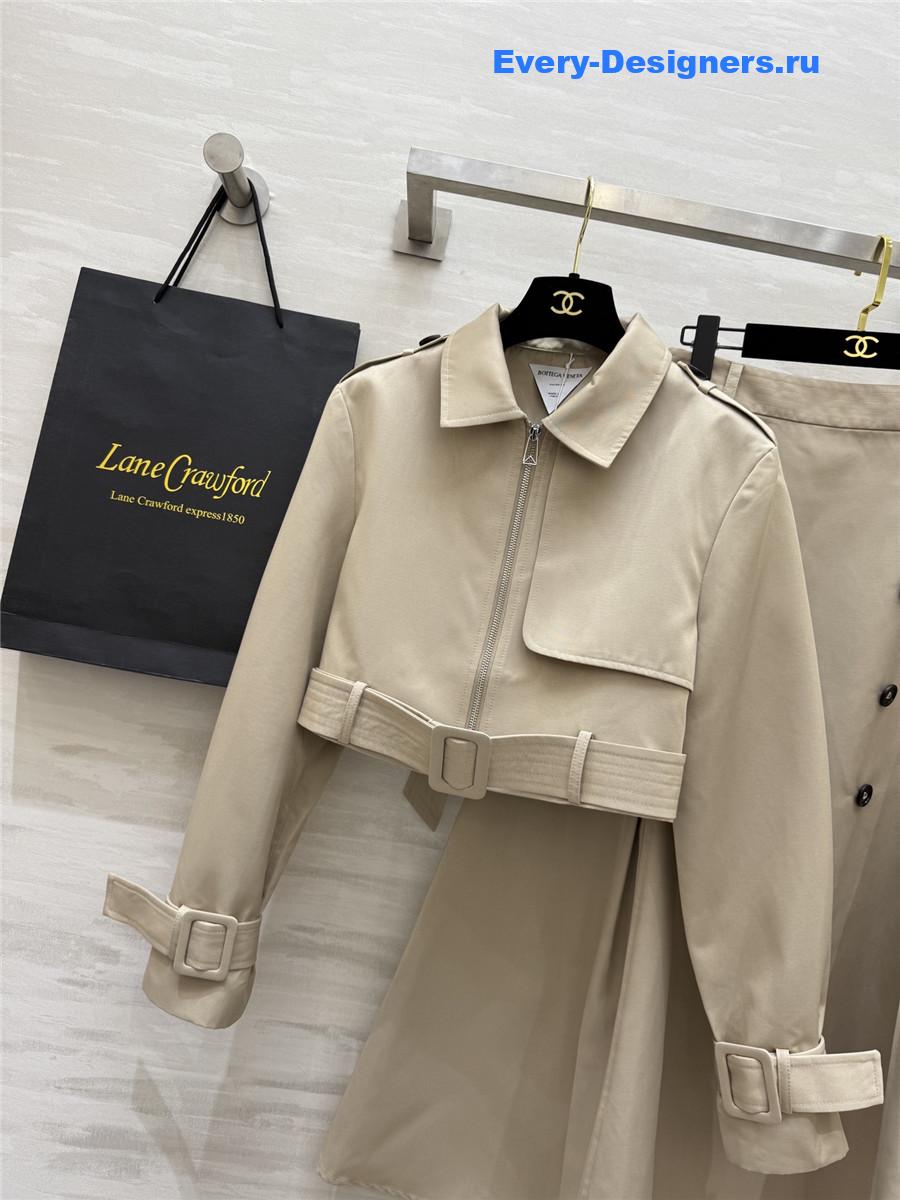 b0tt*ga Ven*ta grey trench coat suit