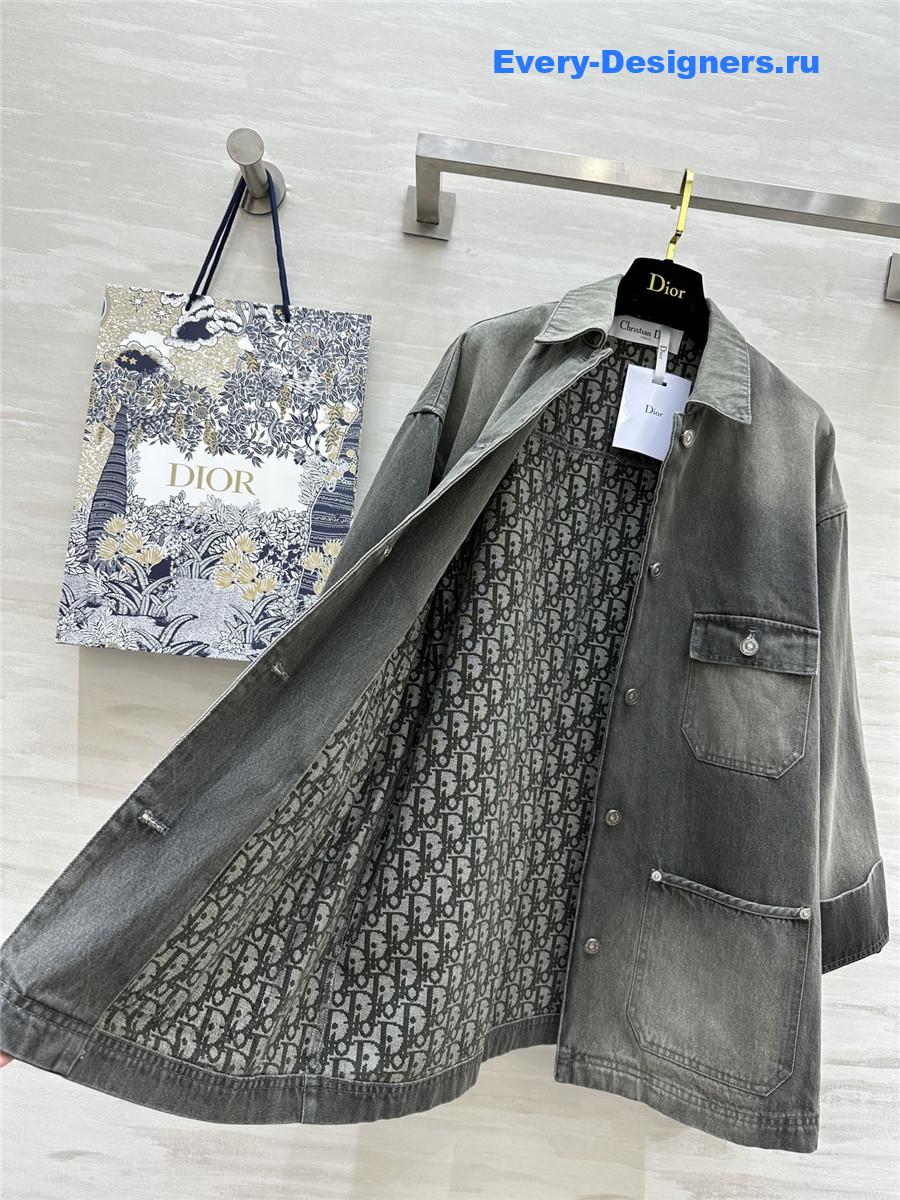 D10r grey distressed denim jacket