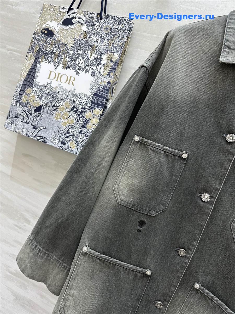 D10r grey distressed denim jacket