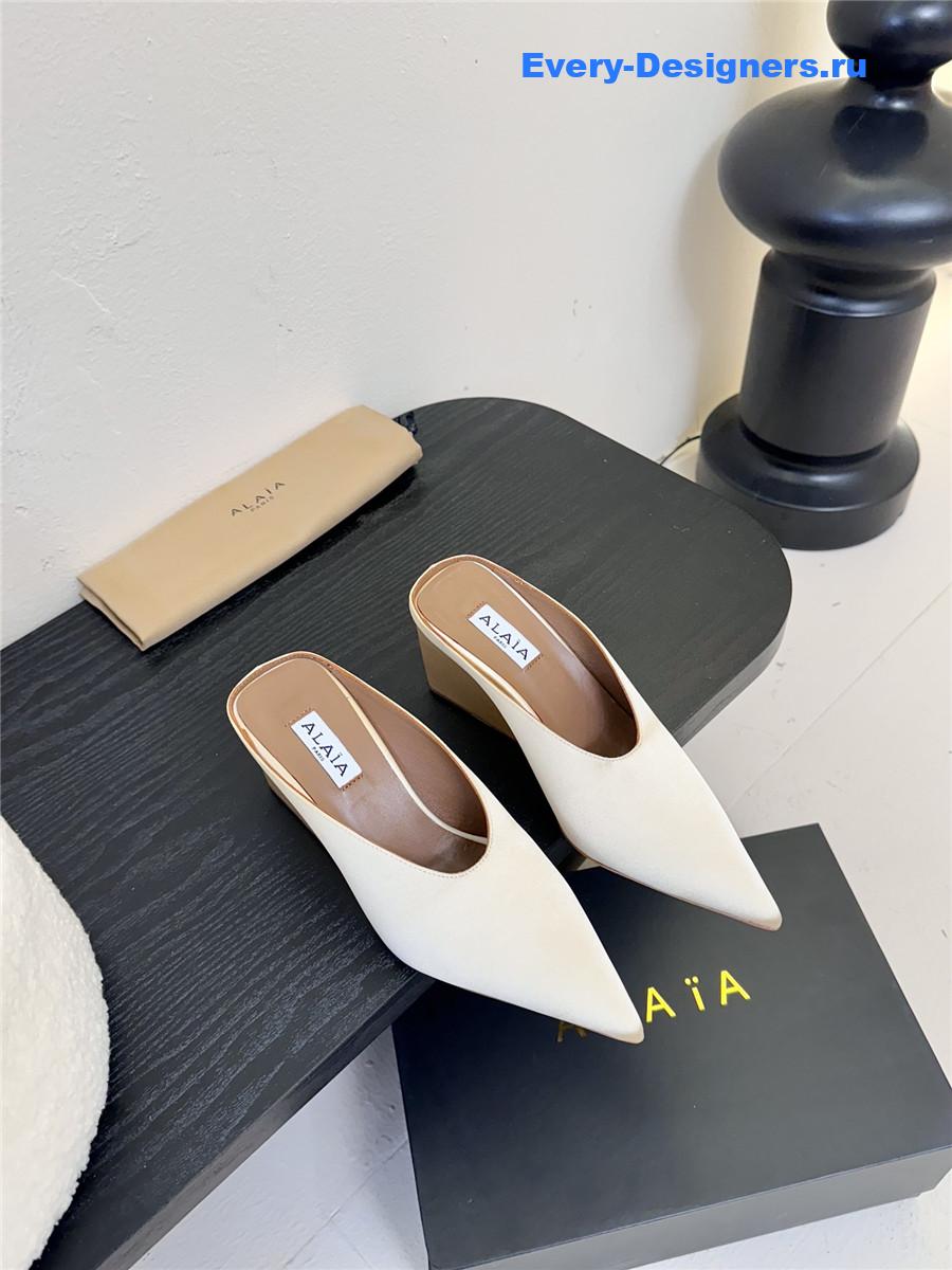 Alaia 75mm Satin-Finish Mules Beige