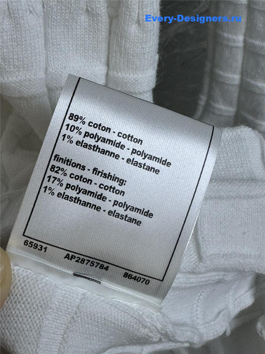 Ch**el v-neck long-sleeved knitted dress