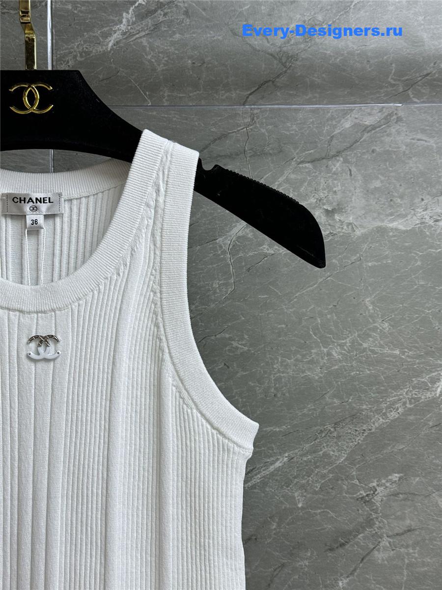 Ch**el white knitted vest