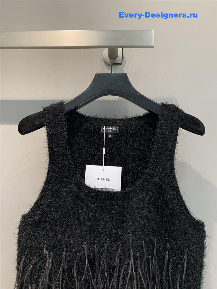 Ch**el black feather cashmere vest