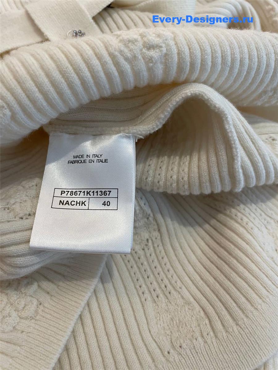 Ch**el hollow belt knitted sweater