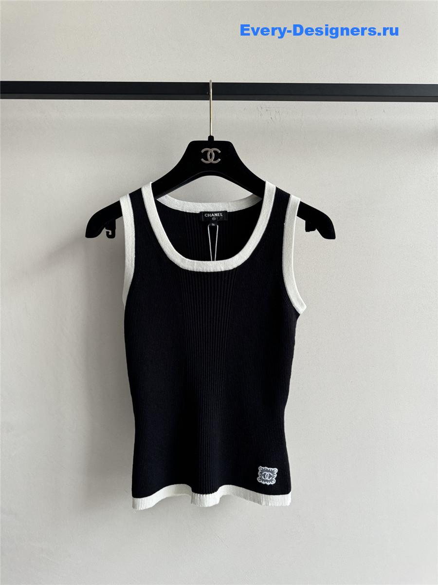 Ch**el u-neck knitted vest