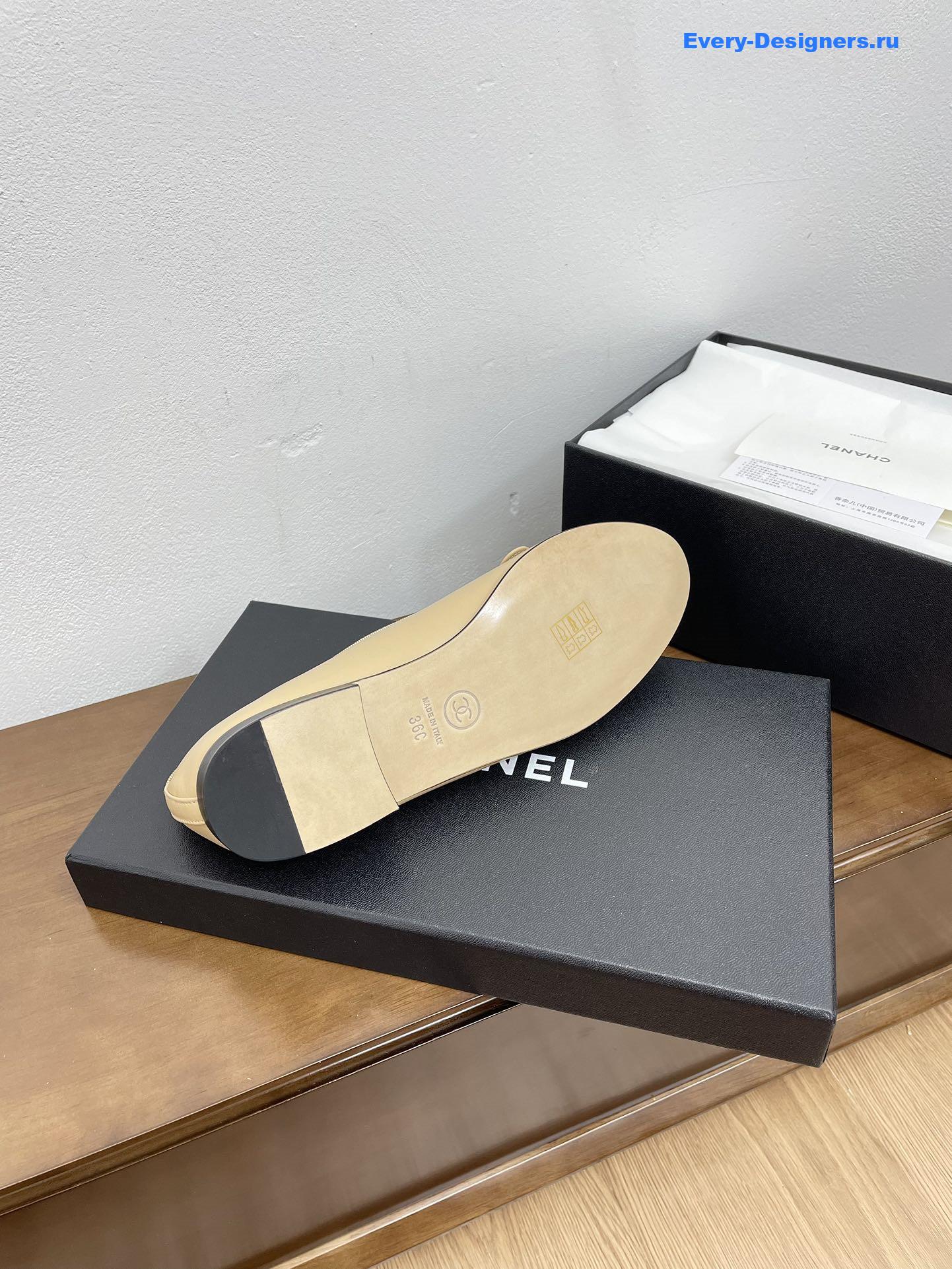 Ch**el black leather cap-toe ballerina flats