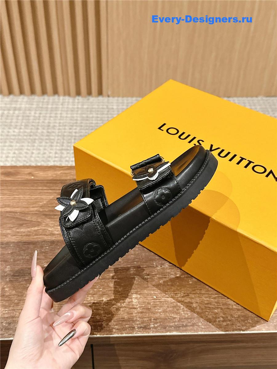 l0vis Vvtt0n lv sunset flat comfort mule in black