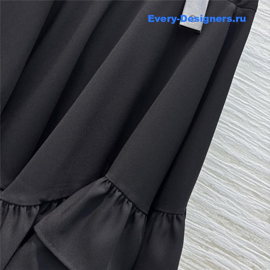 l0vis Vvtt0n ruffle hem dress