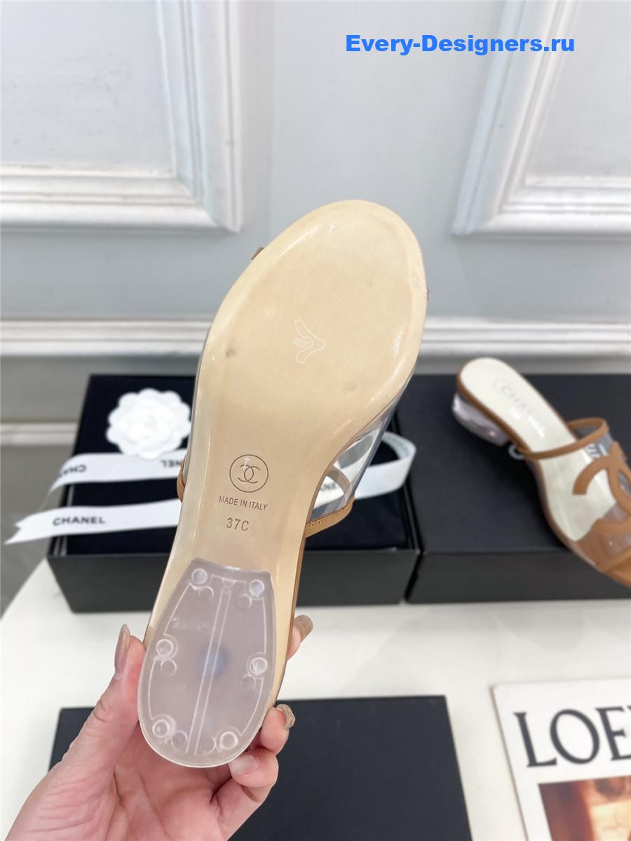 Ch**el pvc patent leather cc slides