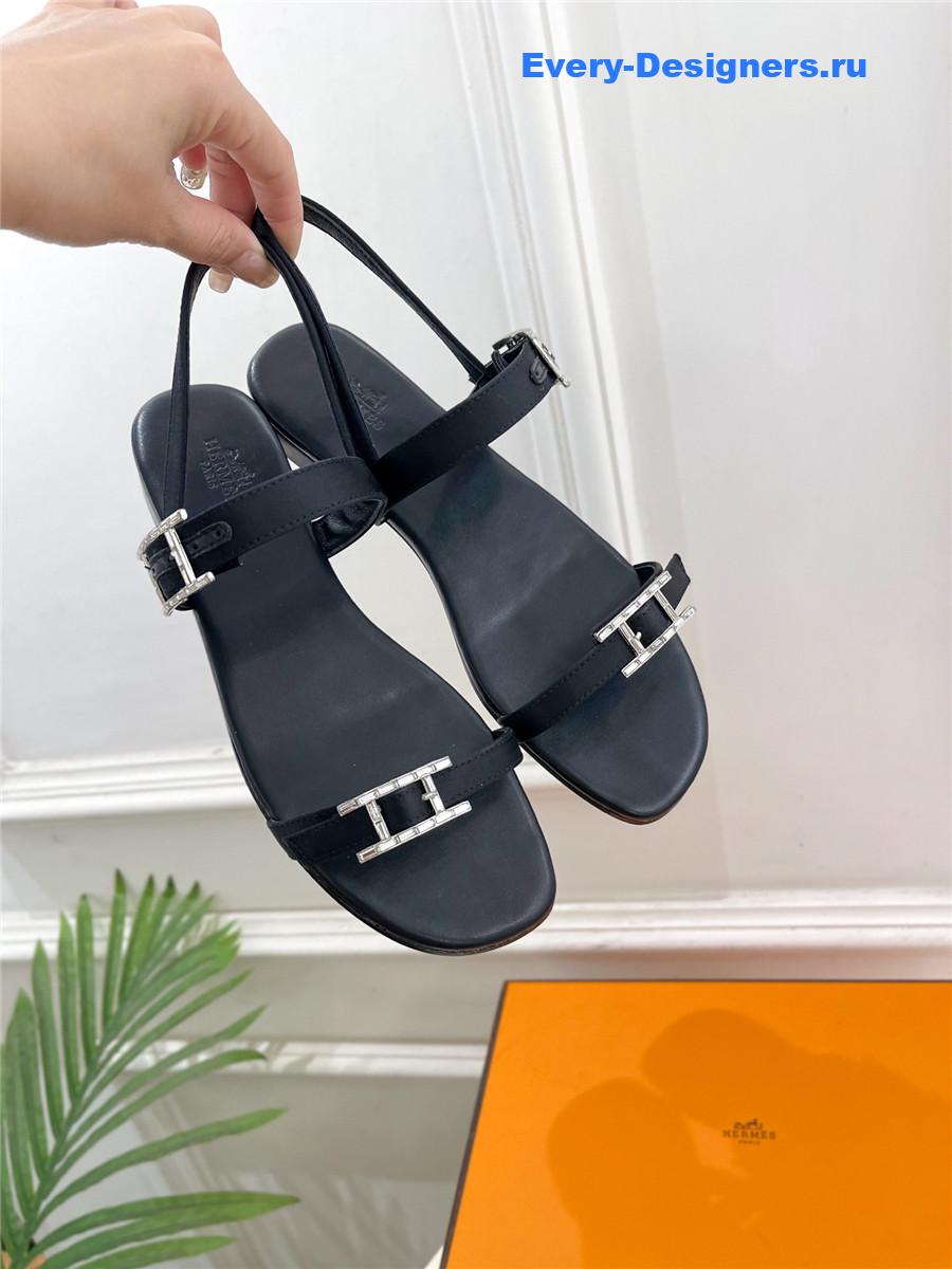 H**me5 crystal strap sandals black