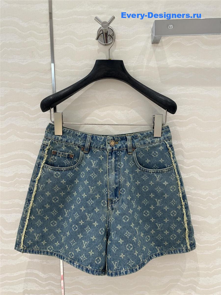 l0vis Vvtt0n monogram denim shorts