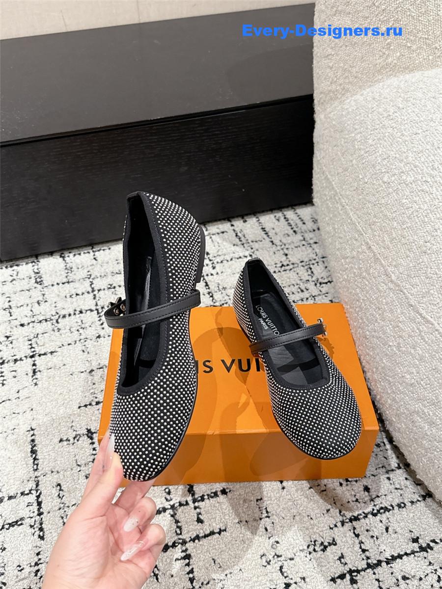 l0vis Vvtt0n romy crystal flats