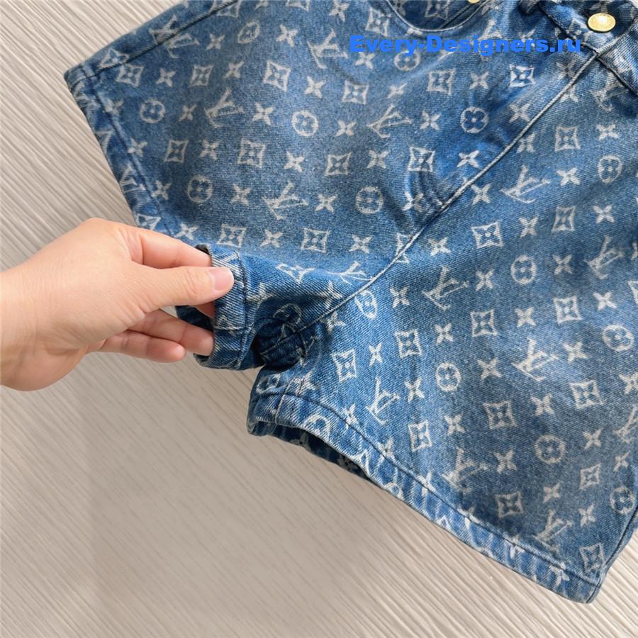 l0vis Vvtt0n monogram blue denim shorts