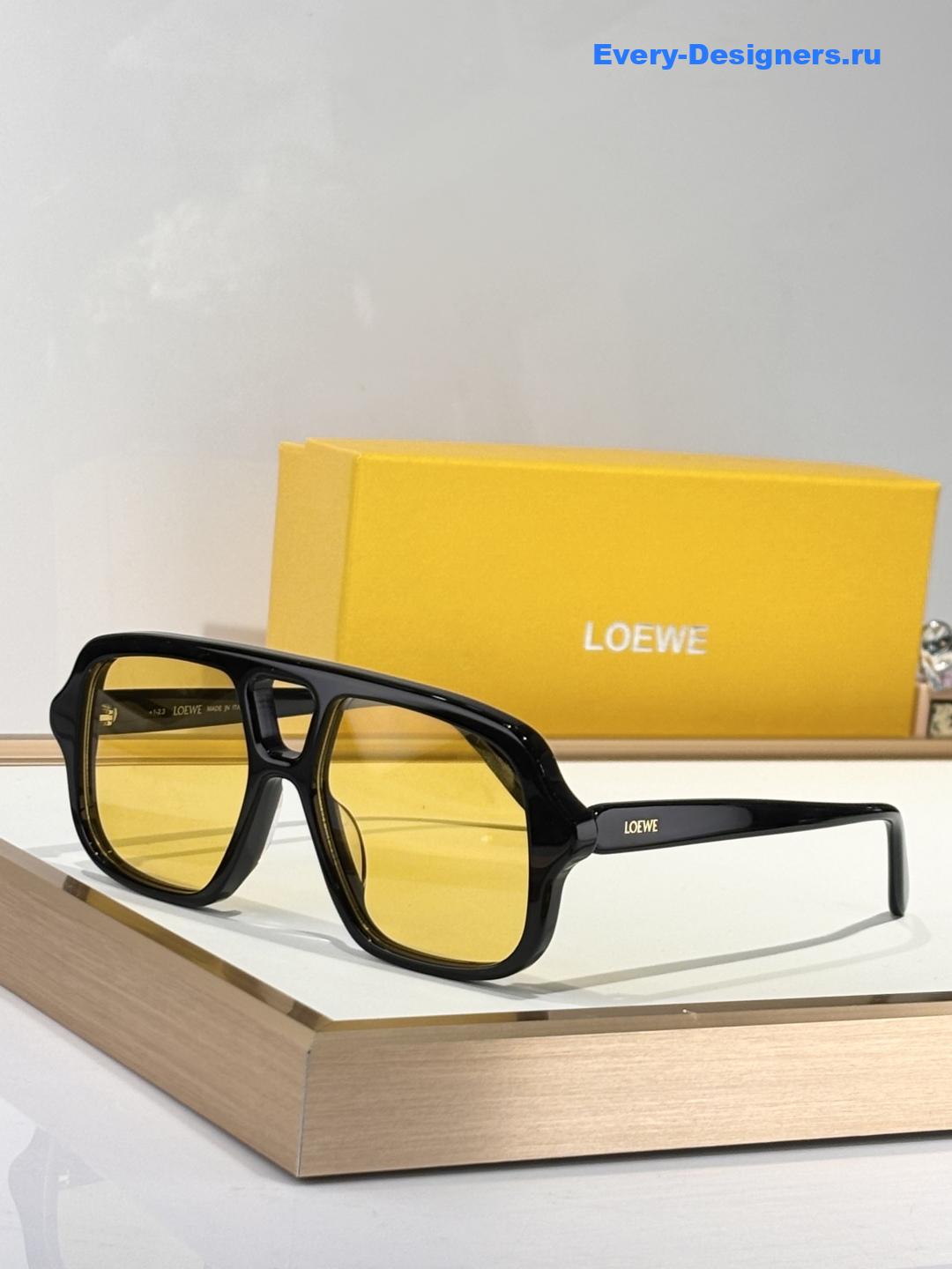 L0ew* 40161u aviator sunglasses