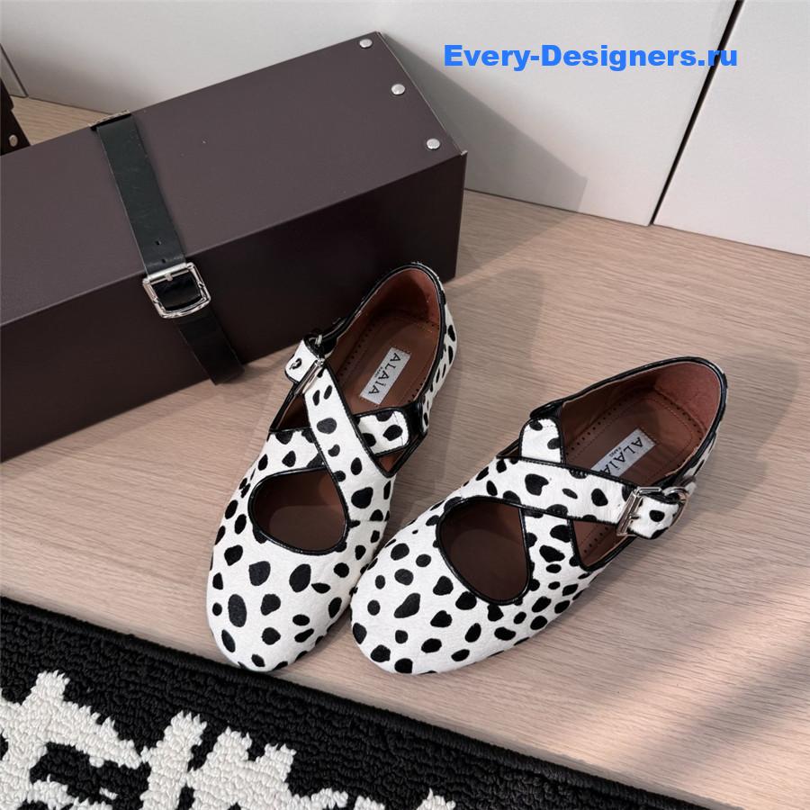 Alaïa White Leopard Flats