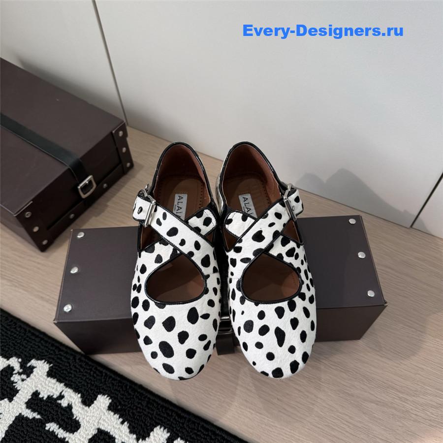 Alaïa White Leopard Flats