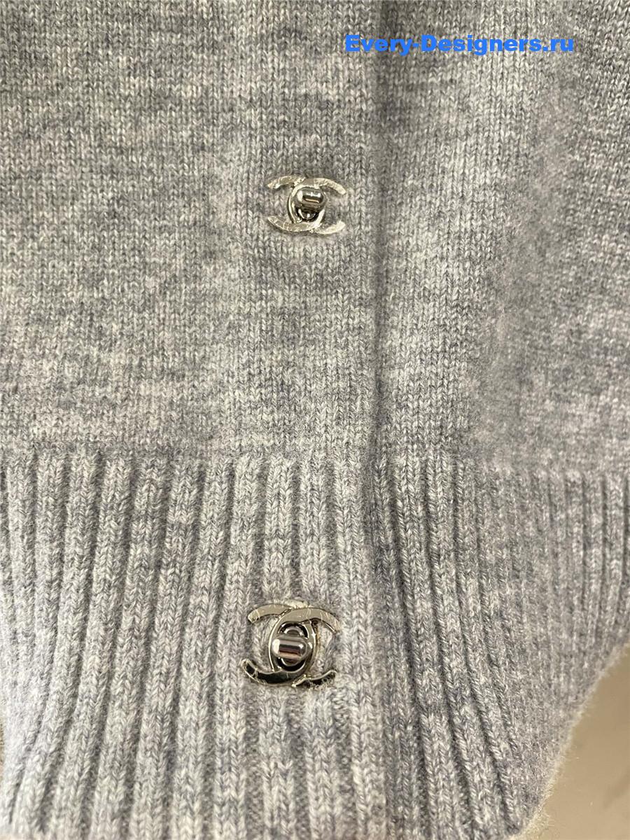 Ch**el gray cashmere cardigan