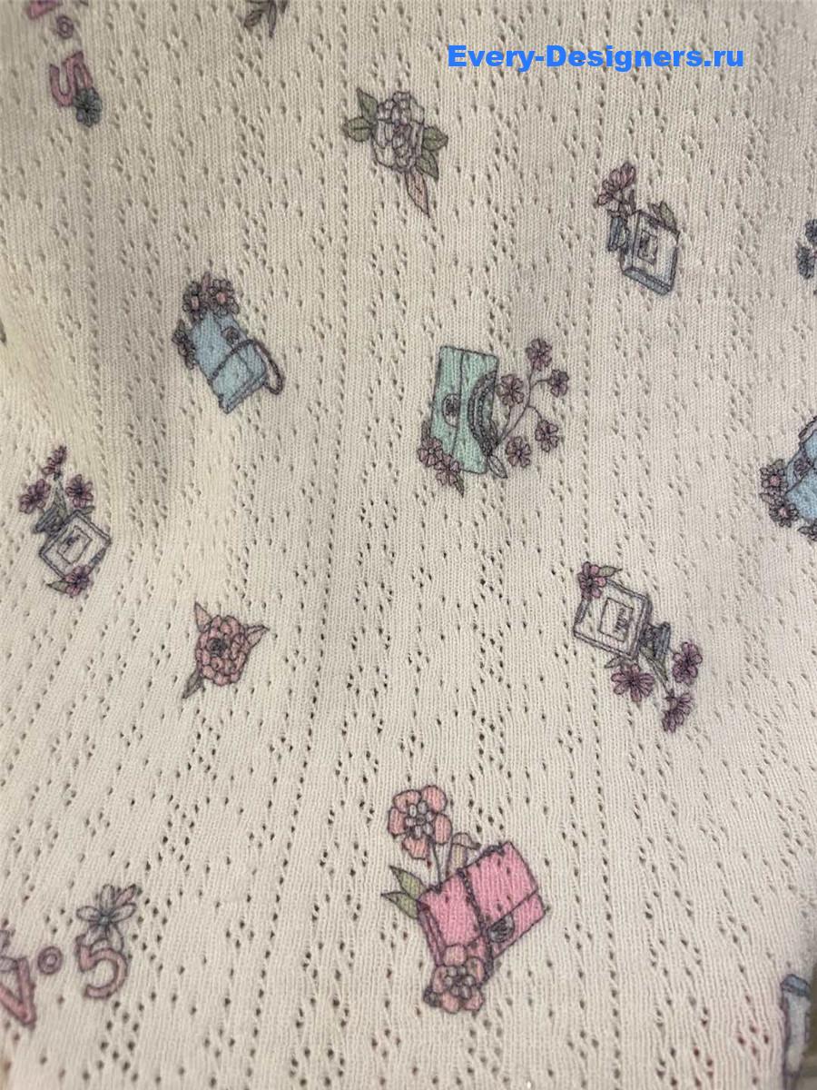 Ch**el floral u-neck top