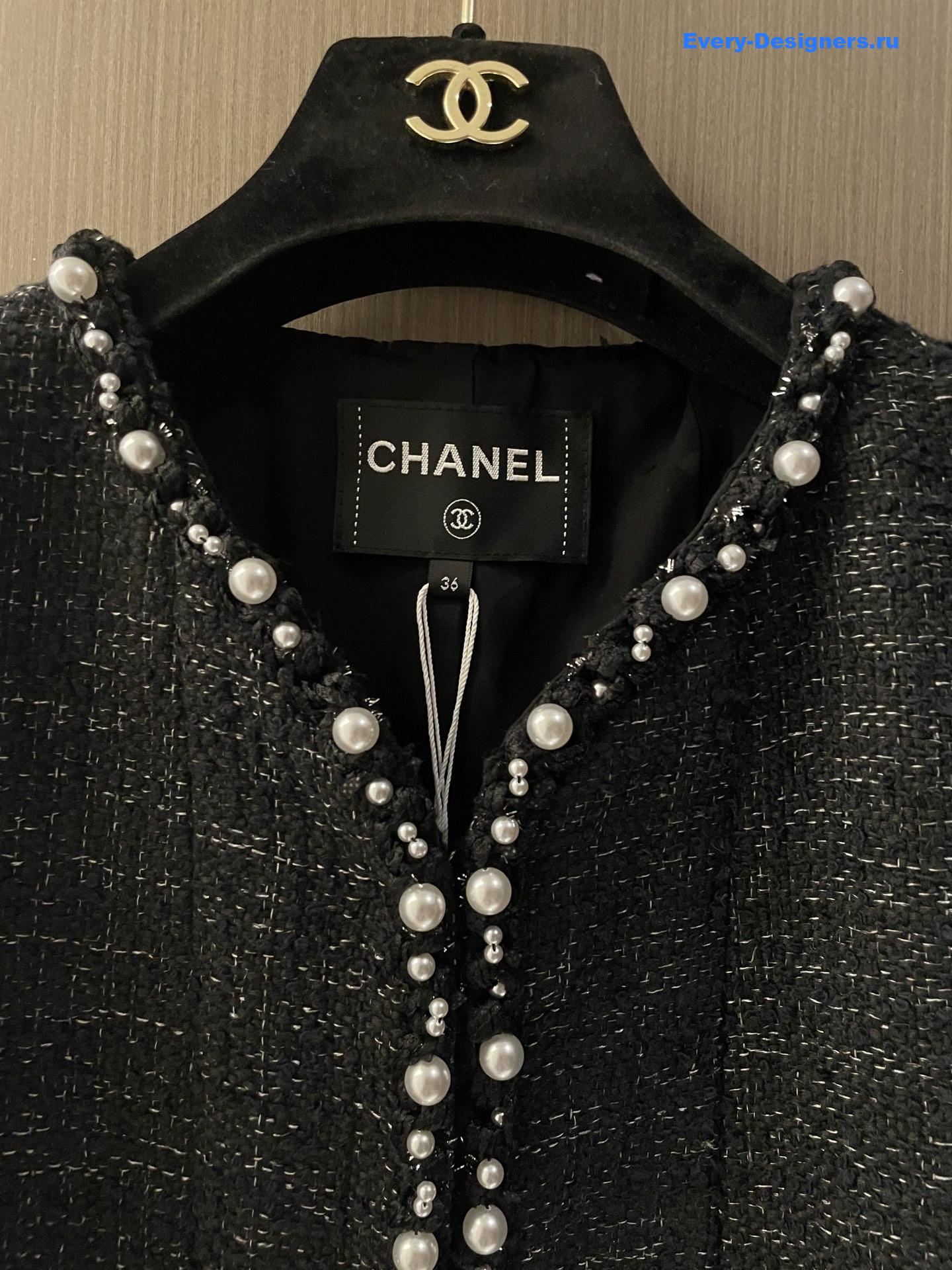 Ch**el black tweed pearl coat