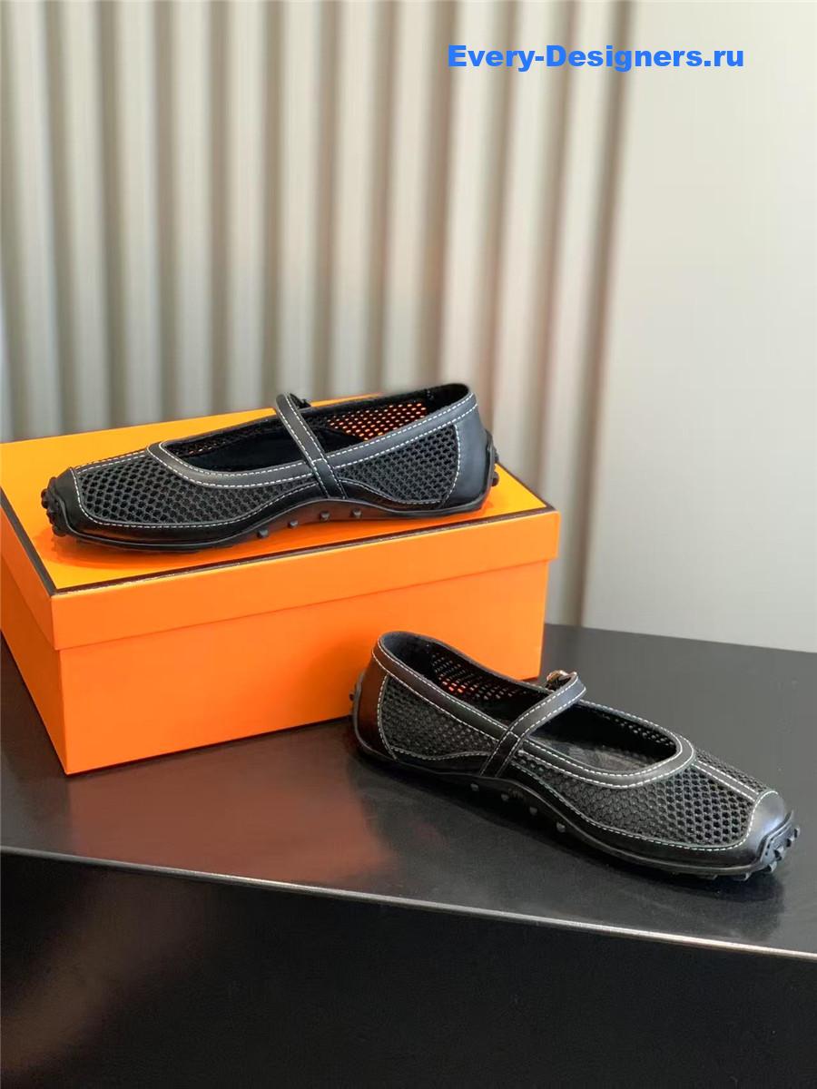 H**me5 kichu black ballet flats