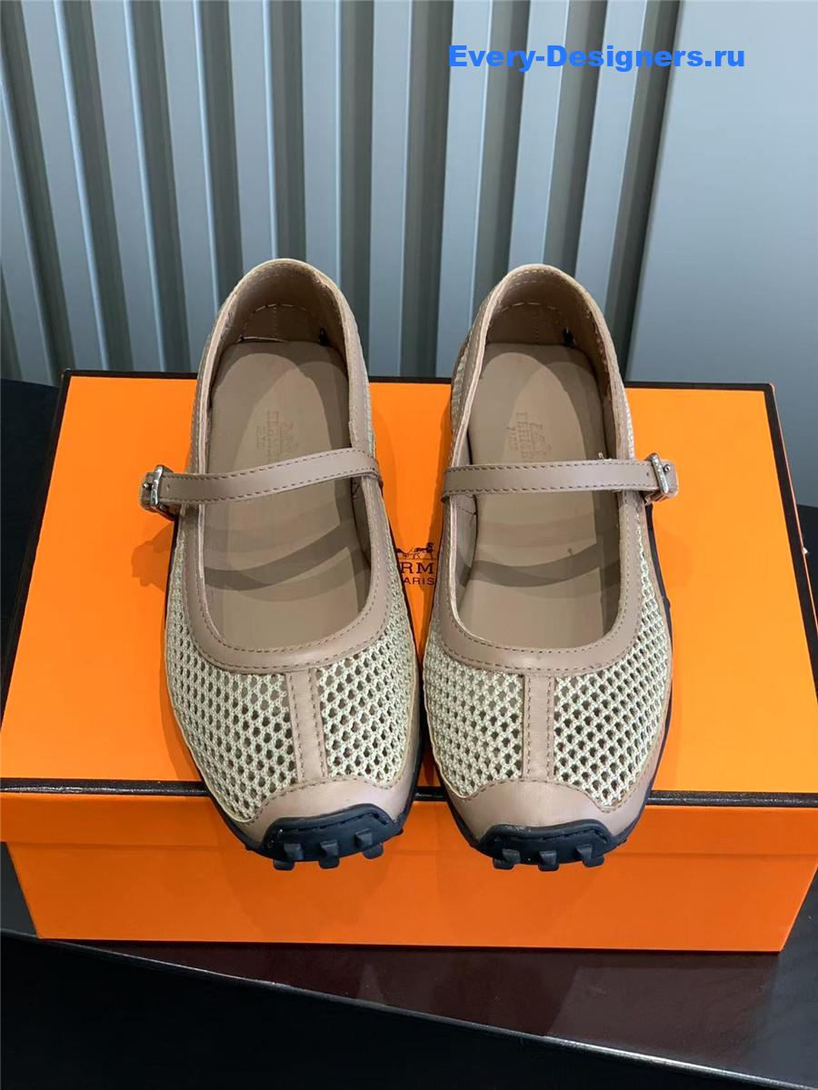 H**me5 kichu beige ballet flats