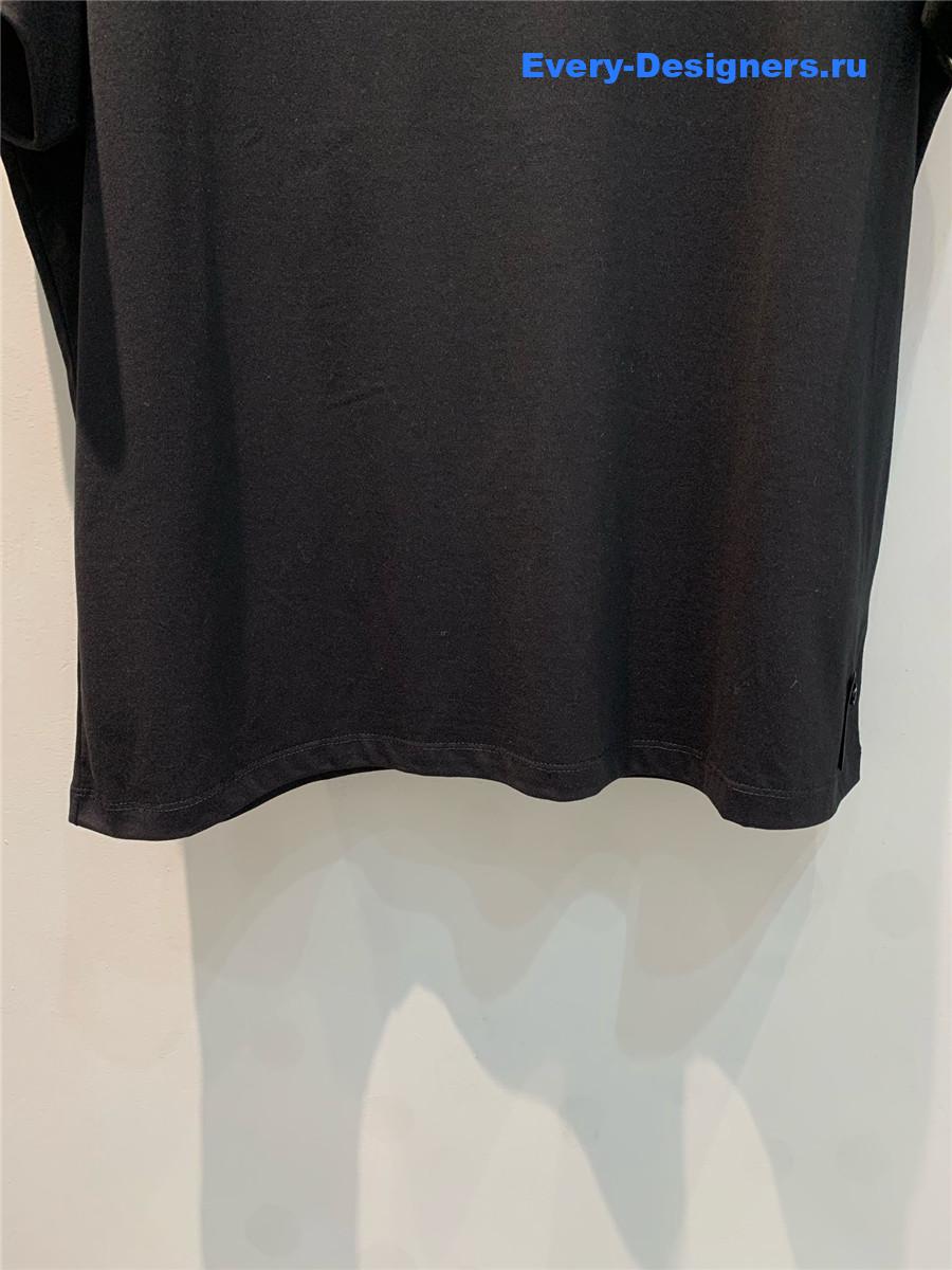 F**di silvia and the baguette tee