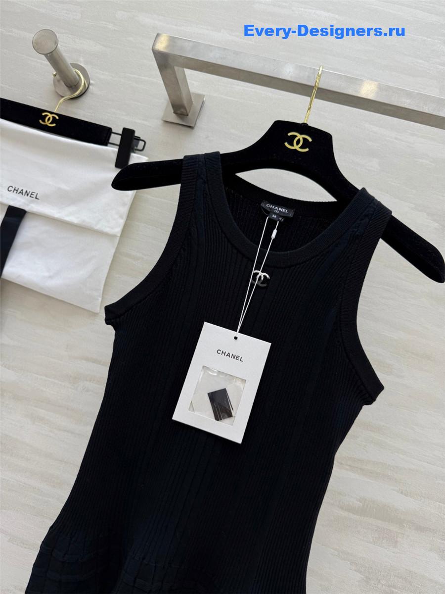 Ch**el cc crew neck vest