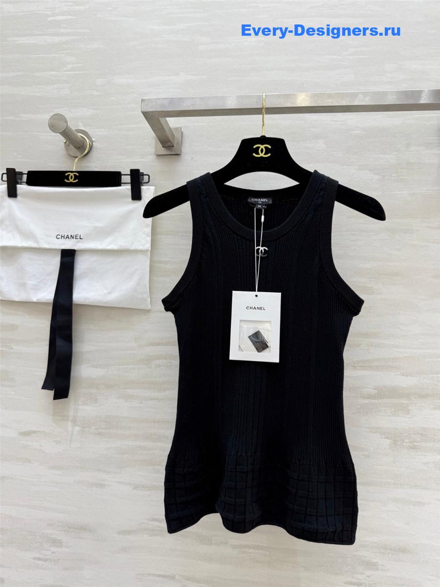 Ch**el cc crew neck vest