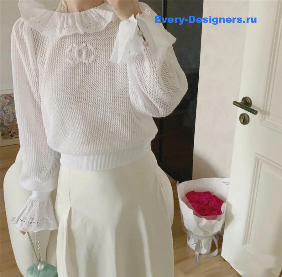 Ch**el cc white crochet top