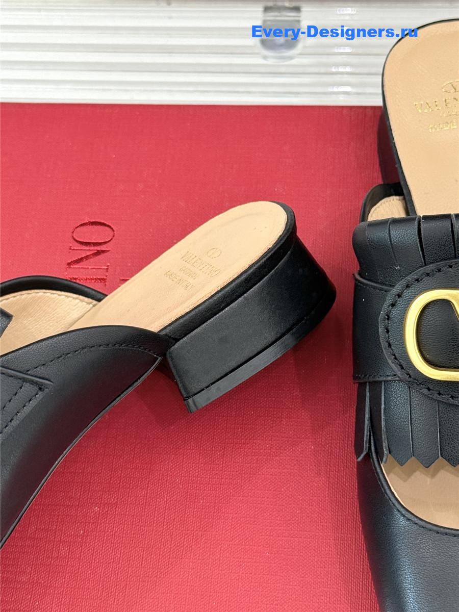 Va1e*ntin0 black vlogo mules