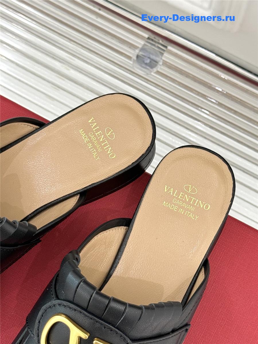 Va1e*ntin0 black vlogo mules