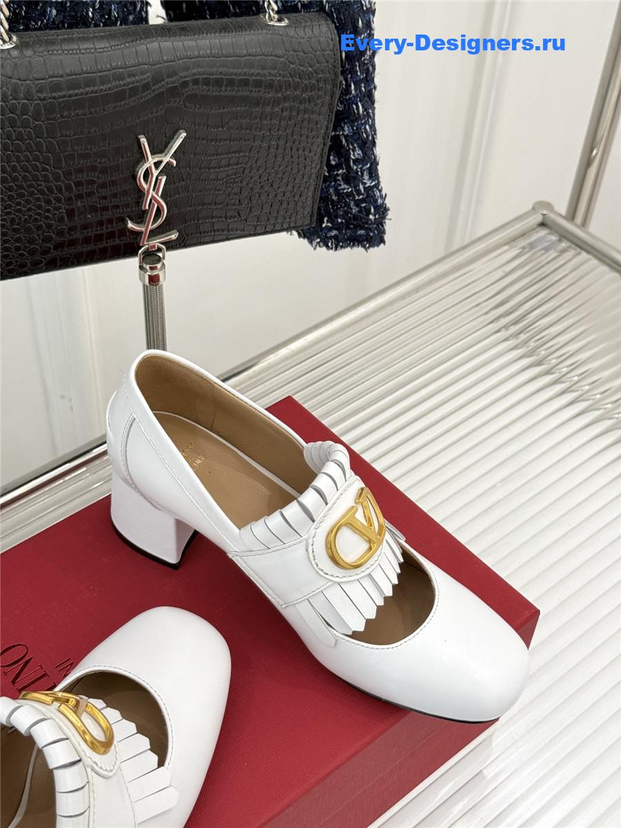 Va1e*ntin0 55mm vlogo signature pumps in white