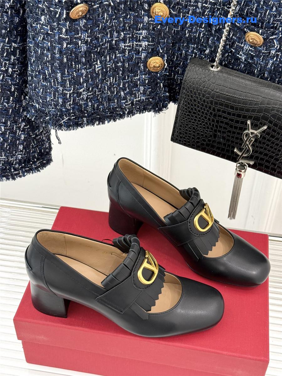 Va1e*ntin0 55mm vlogo signature pumps in black