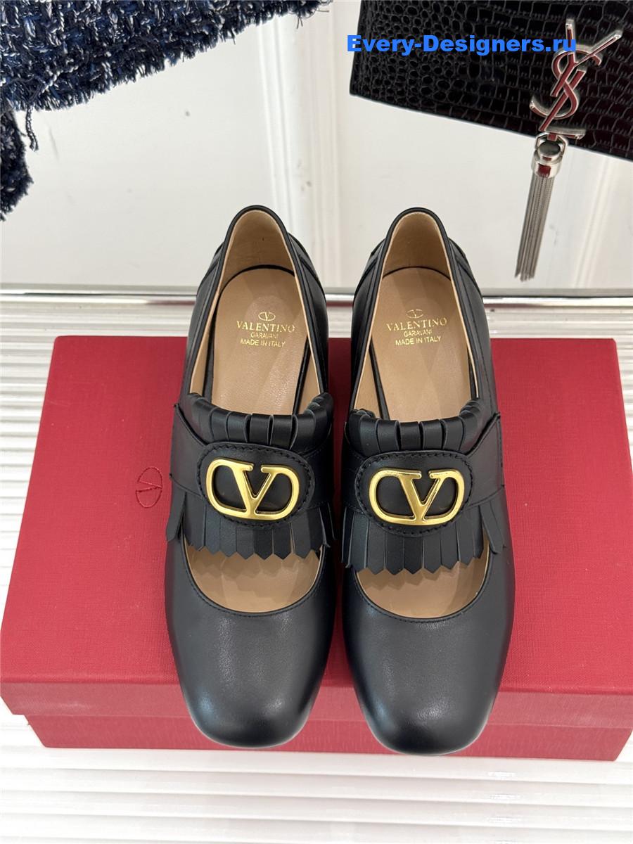 Va1e*ntin0 55mm vlogo signature pumps in black
