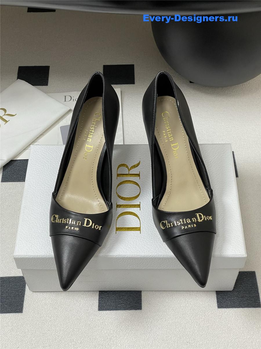D10r black calfskin pumps