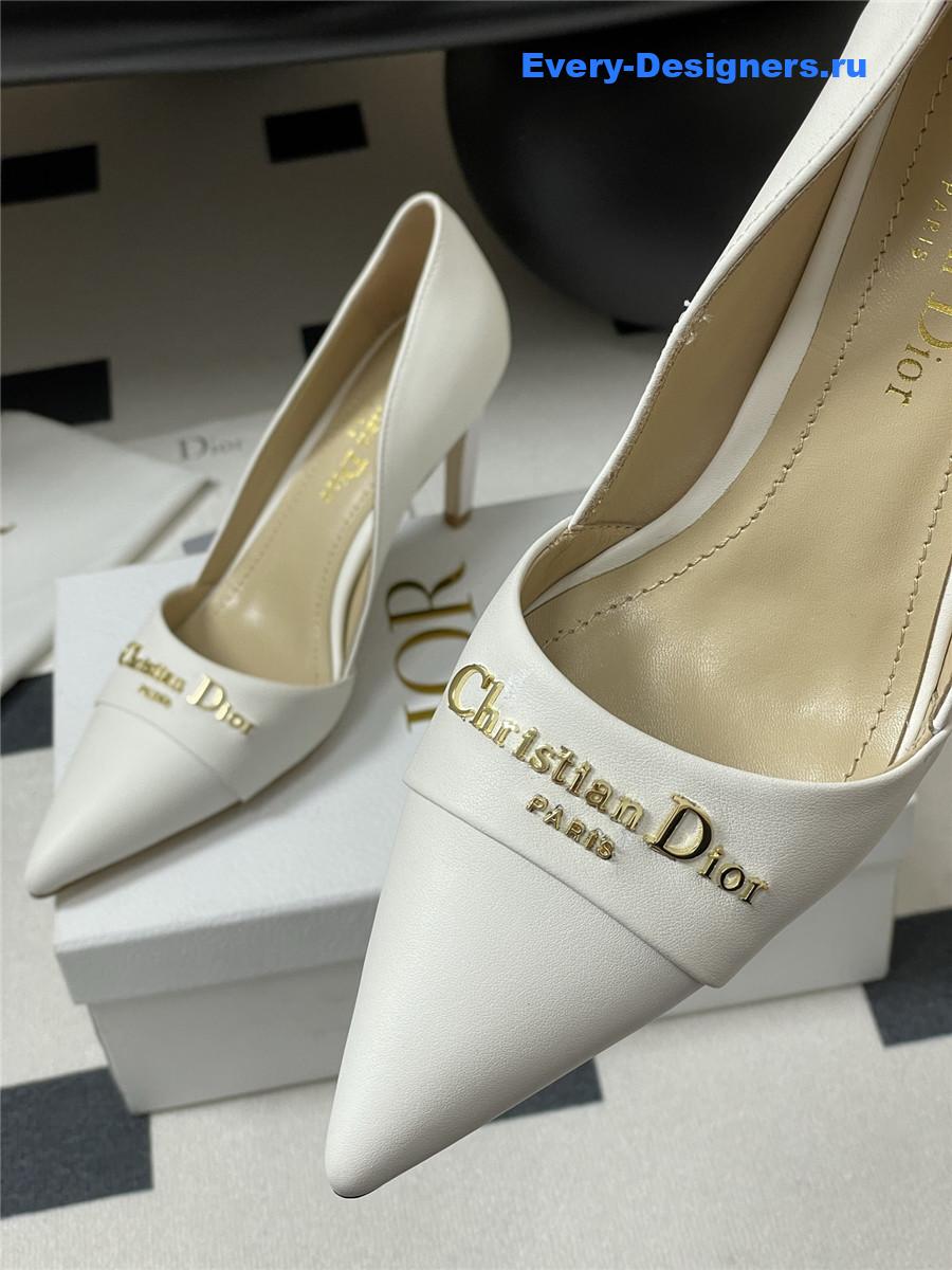 D10r white calfskin pumps