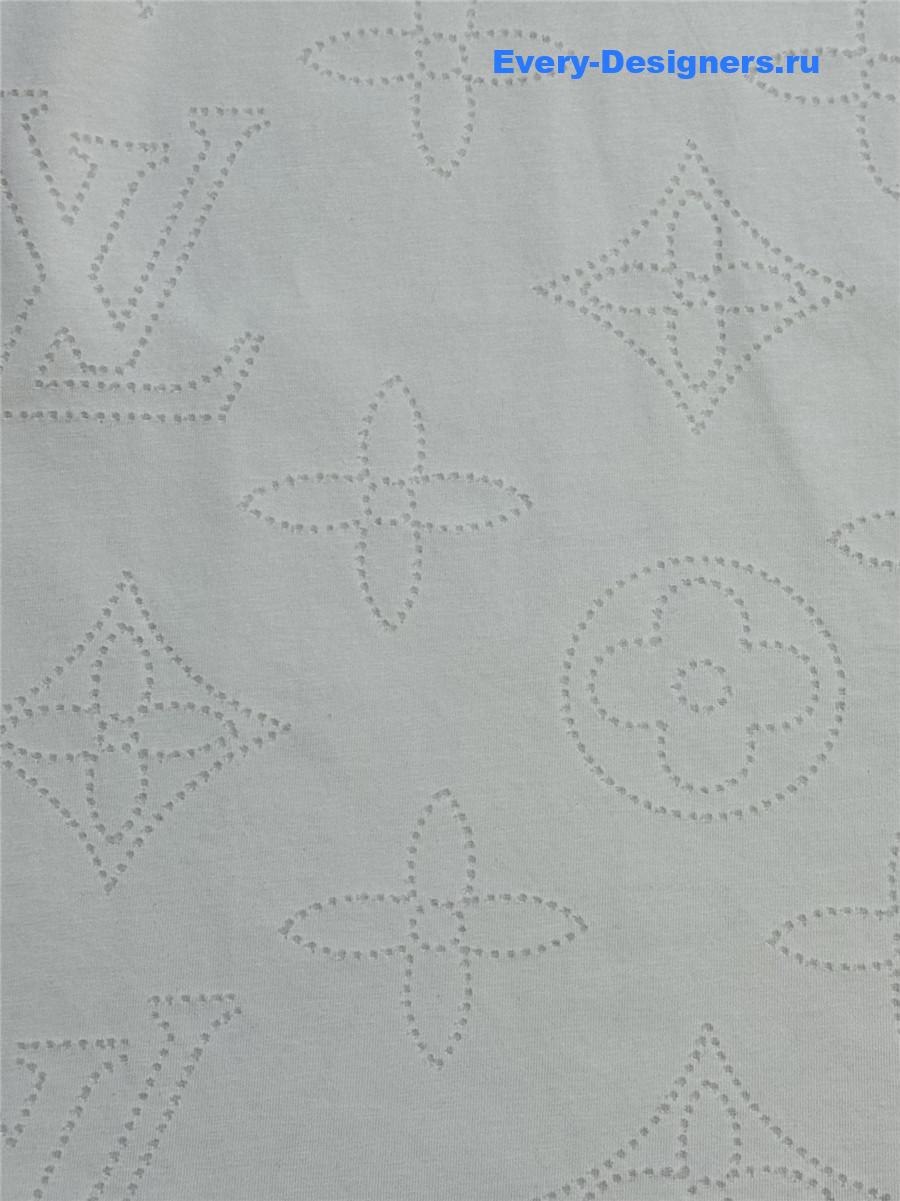 l0vis Vvtt0n logo embossed monogram t-shirt