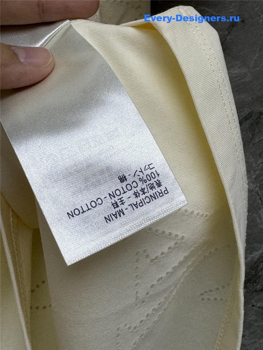 l0vis Vvtt0n logo embossed monogram t-shirt