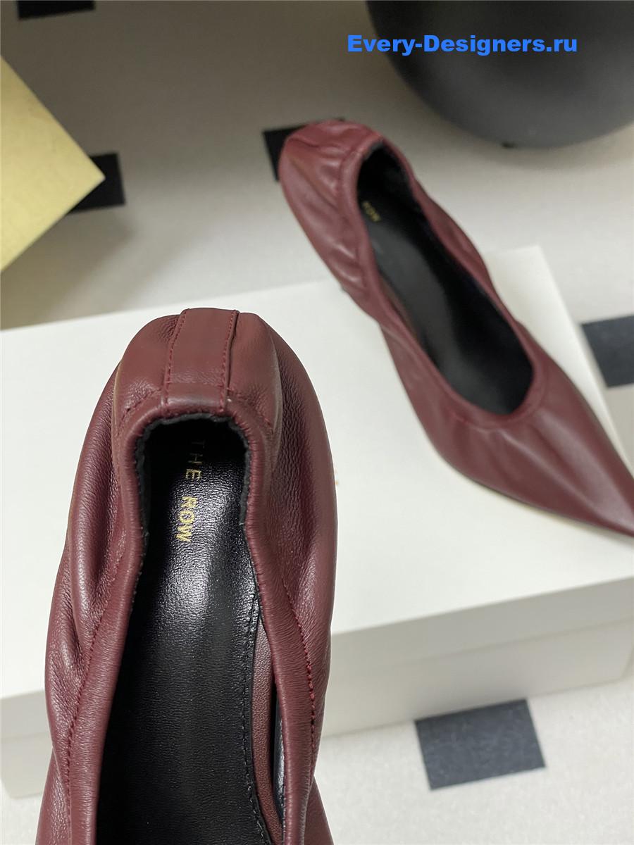 The R0w liisa burgundy leather pumps