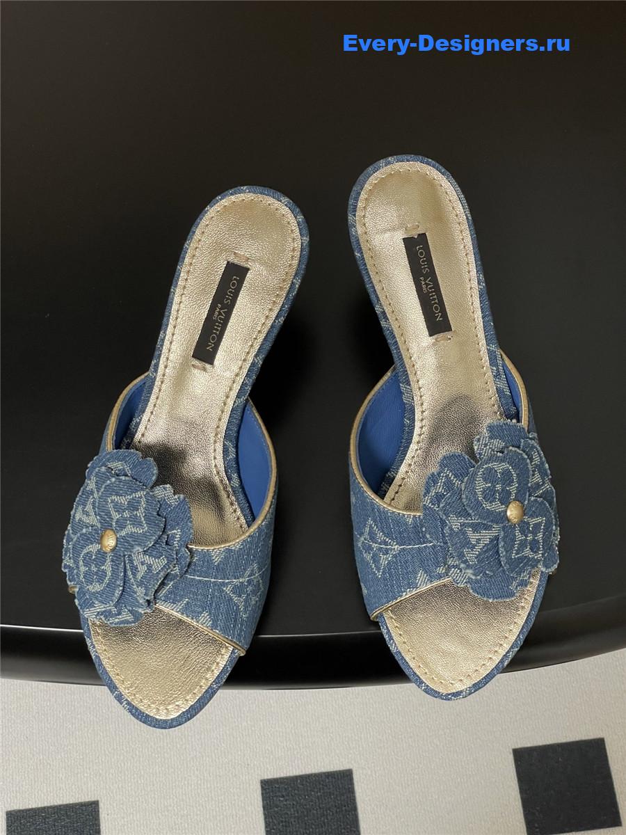 l0vis Vvtt0n blue denim mules