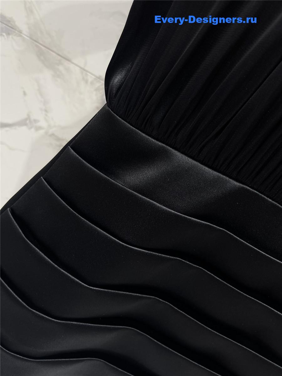 Sa1nt Lau*nt black halter dress