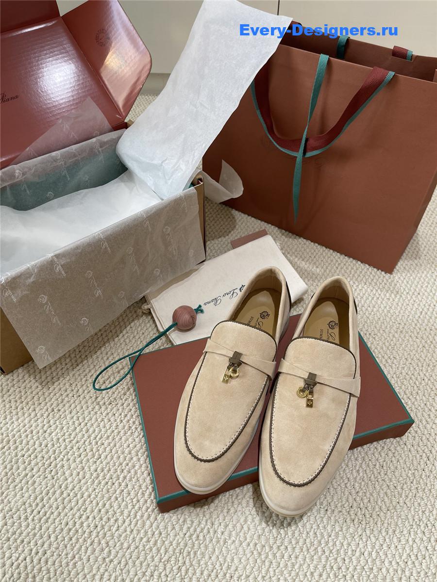 L0r0 P1ana beige suede loafers