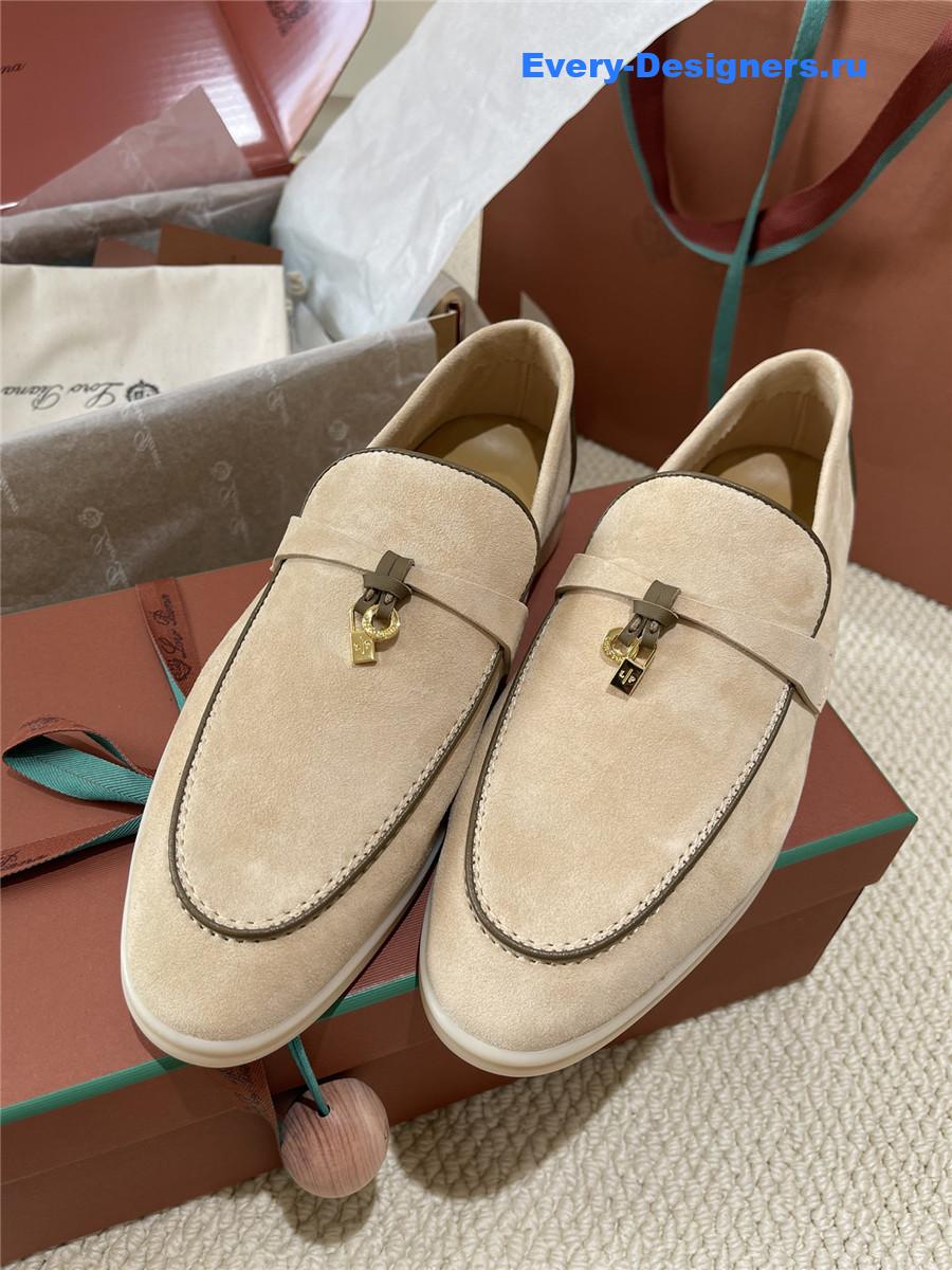 L0r0 P1ana beige suede loafers